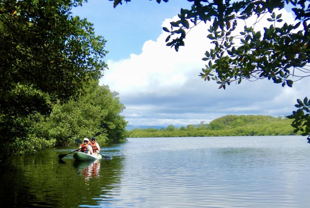 Eden Jungle Lodge Bocas del Toro Buitenkant foto