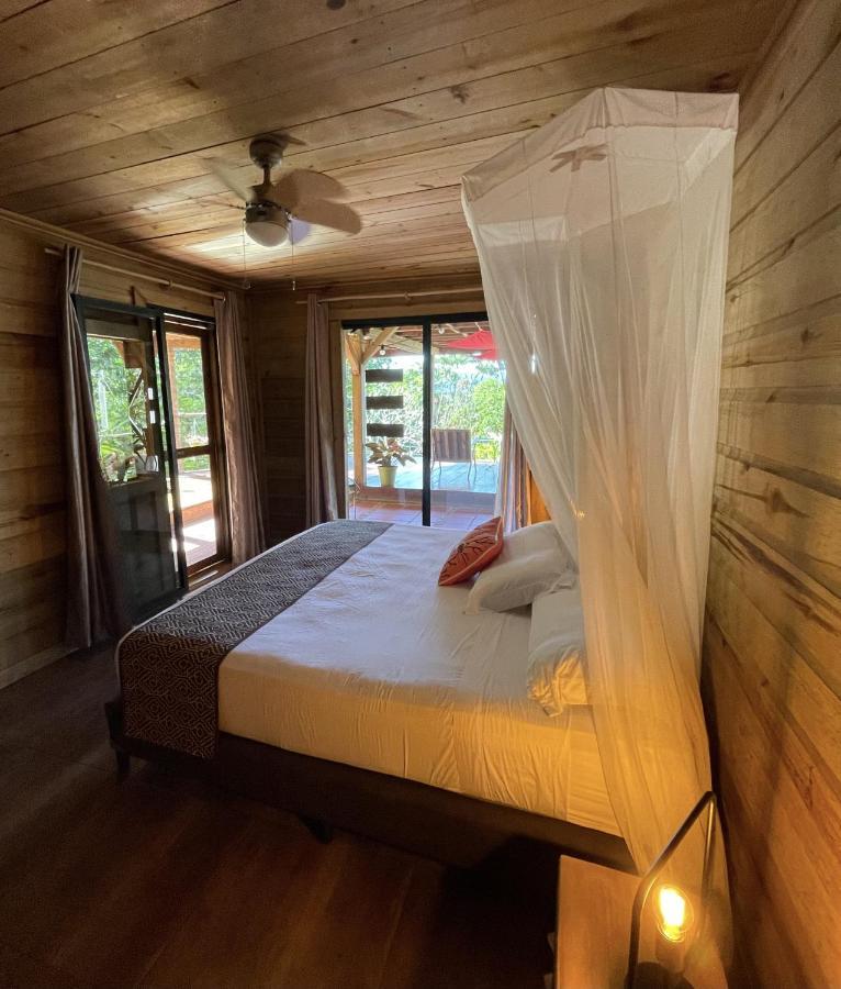 Eden Jungle Lodge Bocas del Toro Buitenkant foto