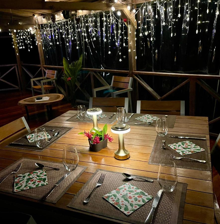 Eden Jungle Lodge Bocas del Toro Buitenkant foto